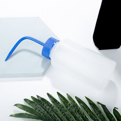 150ml 250ml LDPE Squeeze Bottle With Curved Nozzle Water Outlet